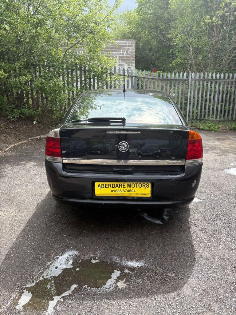 VAUXHALL VECTRA 1.9 CDTi Exclusiv 2006