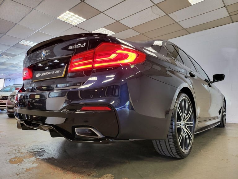 2017 BMW 5 Series 2.0 520d M Sport Auto xDrive Euro 6 (s/s) 4dr SALOON Diesel Automatic