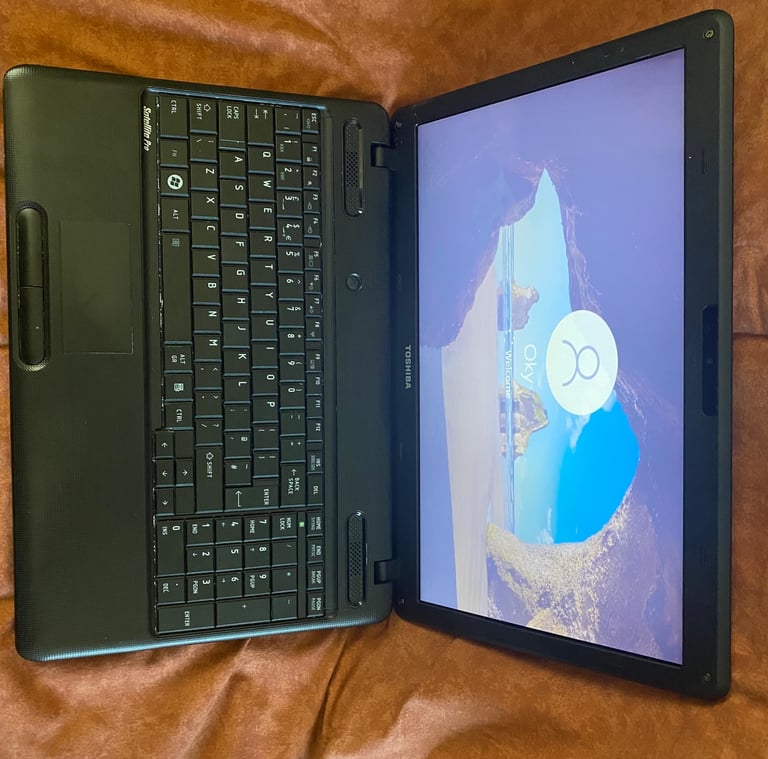 Laptop Toshiba 15,6 inch 