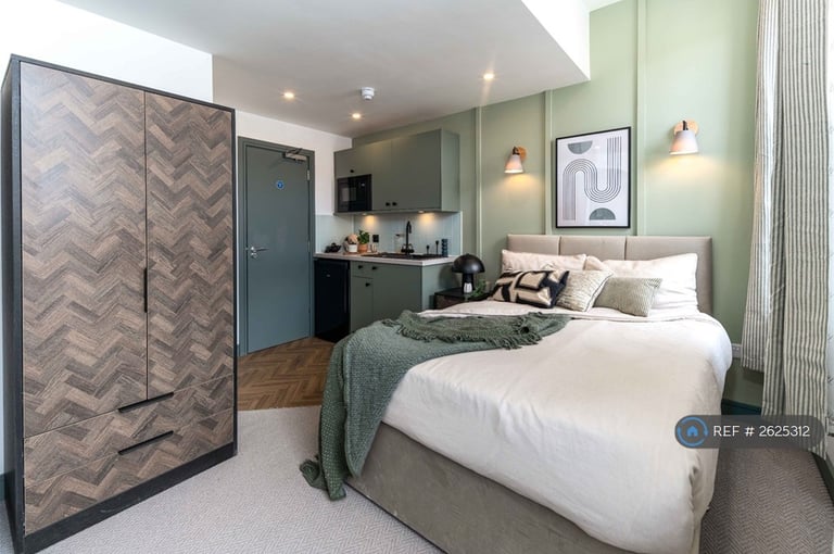 image for 1 bedroom in Monmouth Avenue, Bury, BL9 (#2625312)