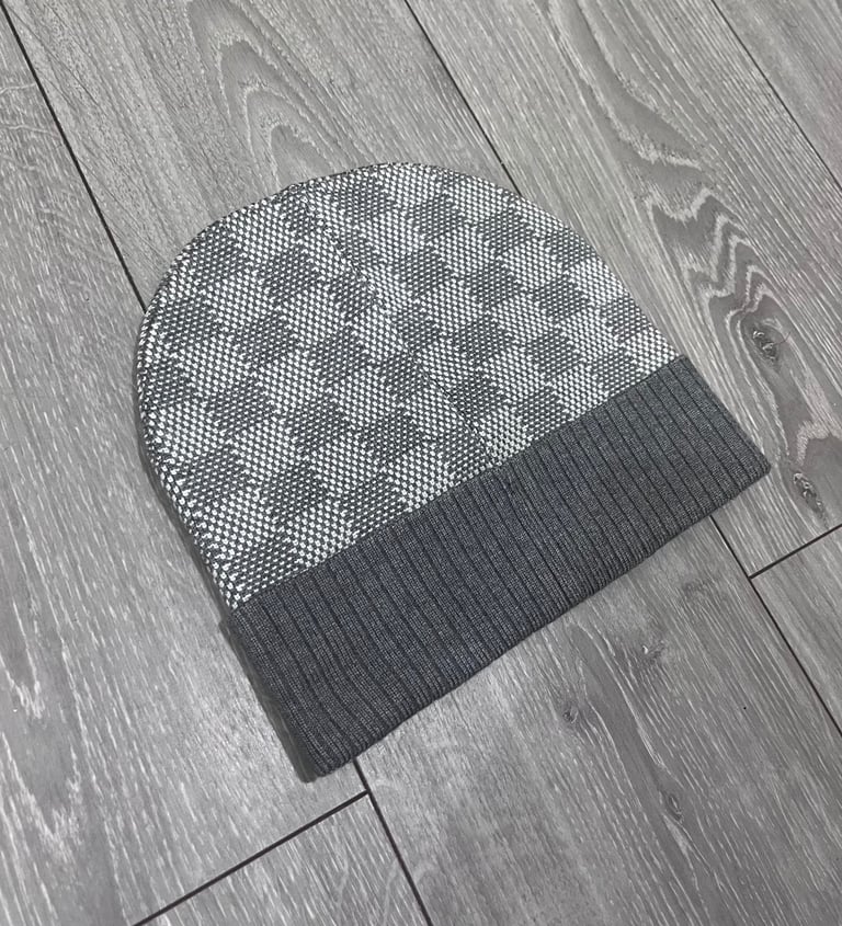 Louis Vuitton beanie 