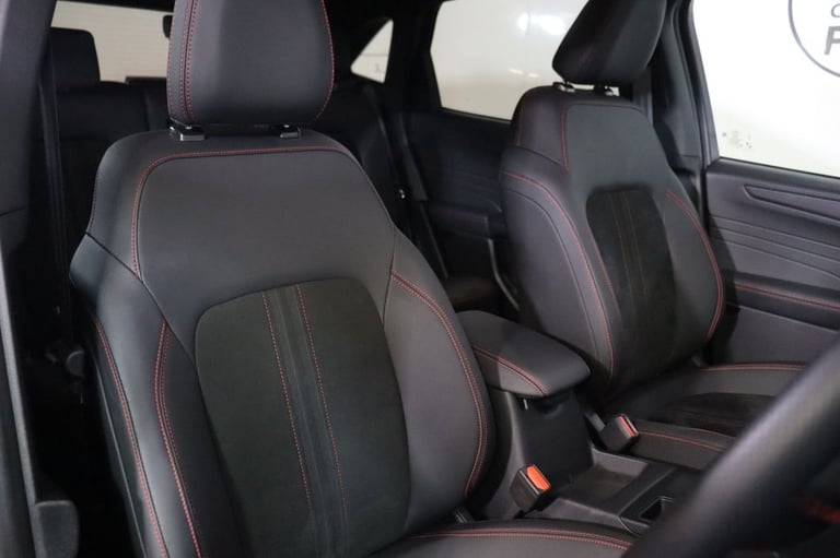 2024 Ford Kuga 2.5 Duratec 14.4kWh ST-Line 5dr CVT (APPLE CAR PLAY) Automatic