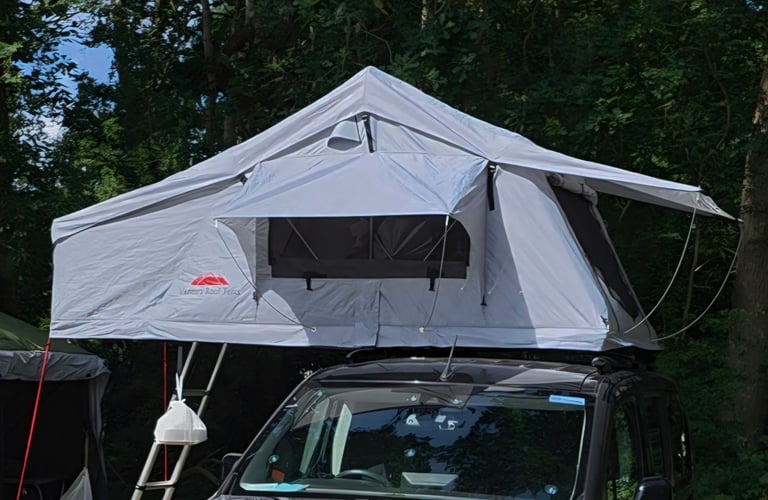 Extended Ventura Deluxe 1.4 Roof Top Tent + Annex