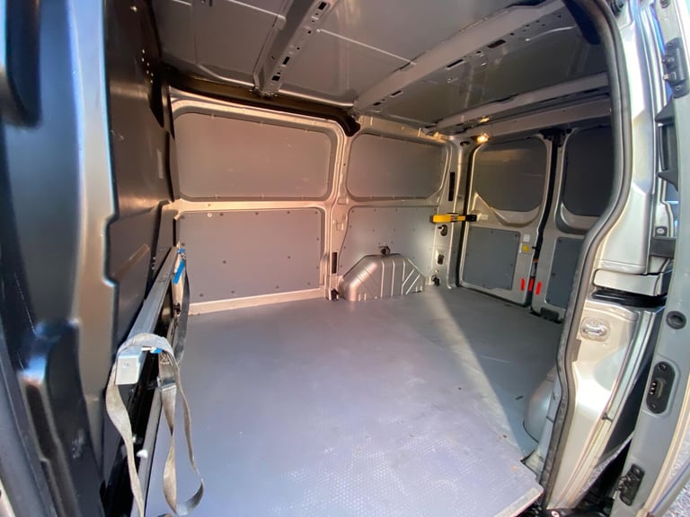 2020 Ford Transit Custom 2.0 340 EcoBlue Trend L1 H1 Euro 6 (s/s) 5dr PANEL VAN Diesel Manual