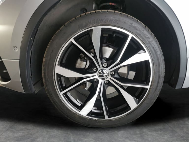 2022 Volkswagen Tiguan Allspace 1.5 TSI R-Line SUV 5dr Petrol DSG Euro 6 (s/s) (150 ps) - AUTO PA...