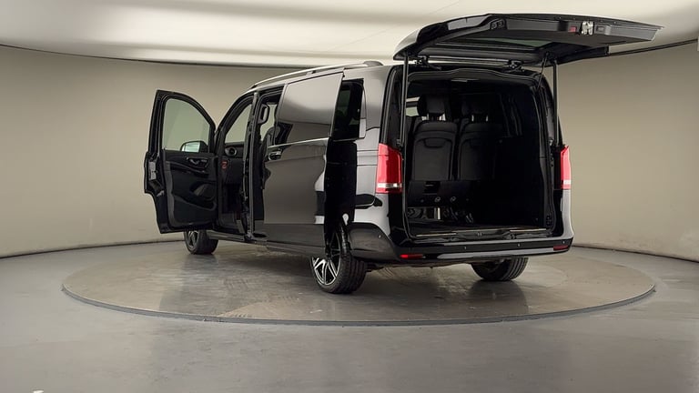 2023 Mercedes-Benz V-Class 2.0 V220d AMG Line MPV 5dr Diesel G-Tronic+ Euro 6 (s/s) XLWB (163 ps)...