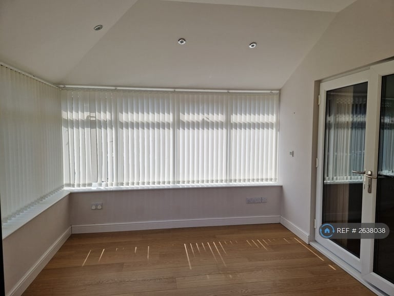 3 bedroom house in Cavalry Court, Lincoln, LN4 (3 bed) (#2638038)