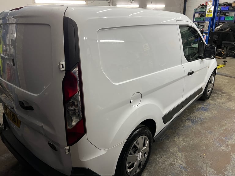 Ford, TRANSIT CONNECT, Panel Van, 2015, Manual, 1560 (cc)