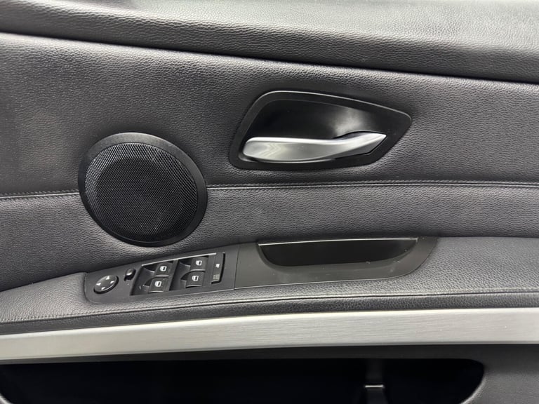 2011 BMW 3 Series 318d Sport Plus Edition 5dr Step Auto ESTATE DIESEL Automatic