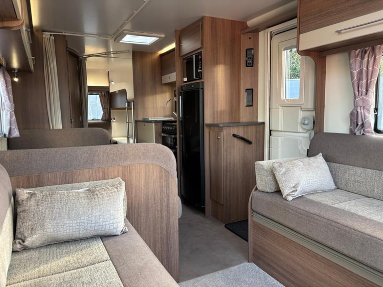2019 BAILEY PEGASUS GRANDE PALERMO, 6 BERTH, FIXED BUNK BEDS, WIDE BODY