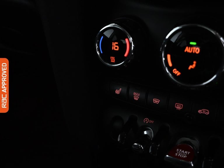2021 MINI Hatch 1.5 One Classic Hatchback 3dr Petrol Steptronic Euro 6 (s/s) (102 ps) Hatchback P...