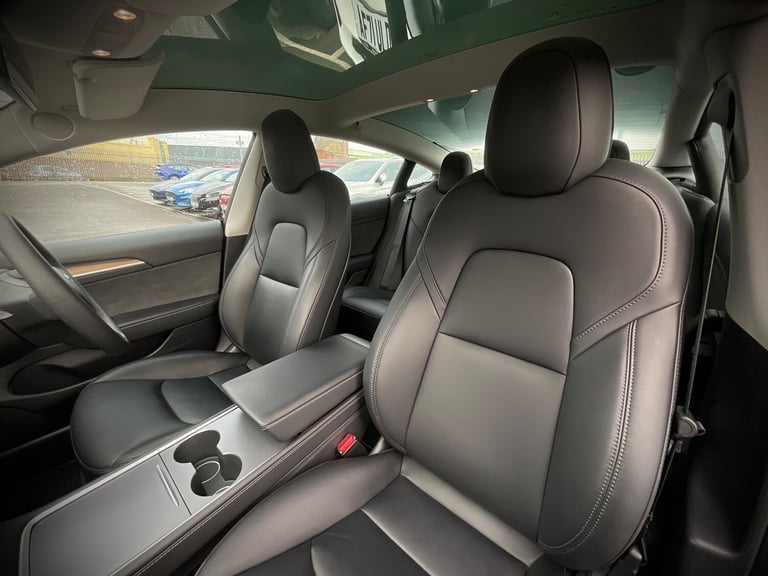 2022 Tesla Model 3 Performance AWD 4dr [Performance Upgrade] Auto SALOON ELECTRIC Automatic