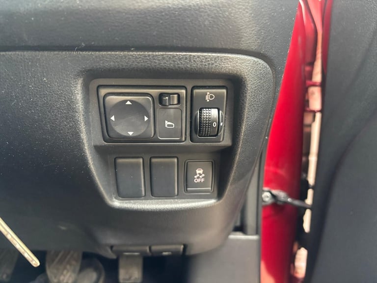 2010 Nissan Juke 1.6 Visia 5dr HATCHBACK Petrol Manual