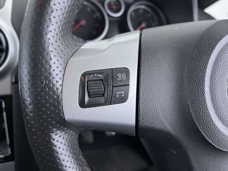 2010 Vauxhall Corsa 1.2 Corsa SXi 5dr Hatchback Petrol Manual