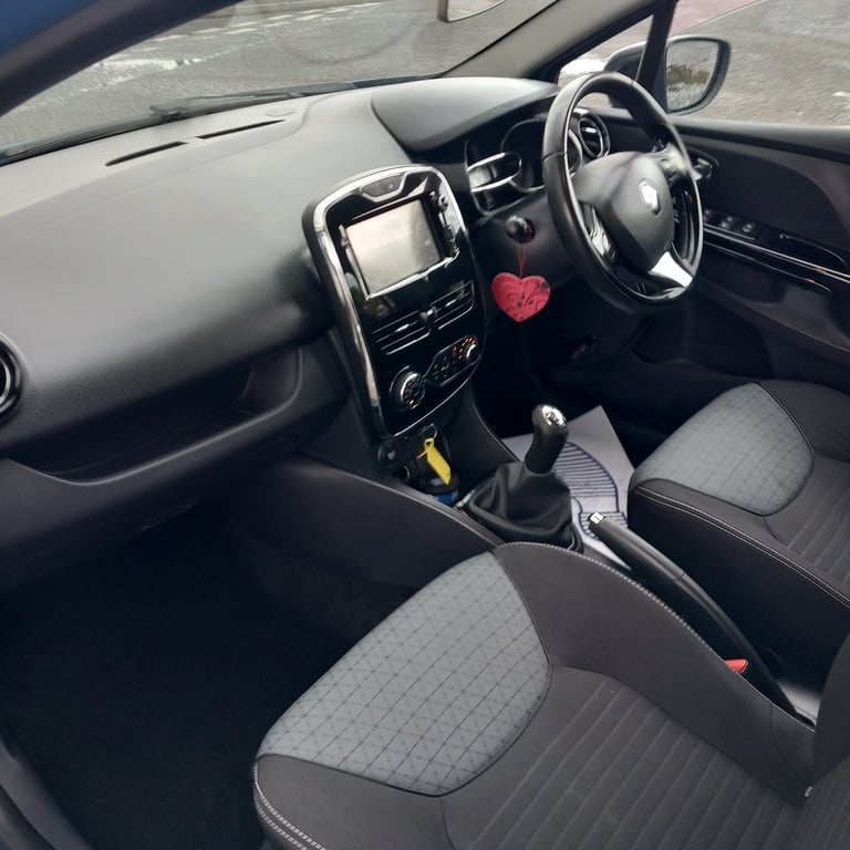 2013 Renault Clio 1.5 dCi 90 Dynamique S MediaNav Energy 5dr HATCHBACK Diesel Manual