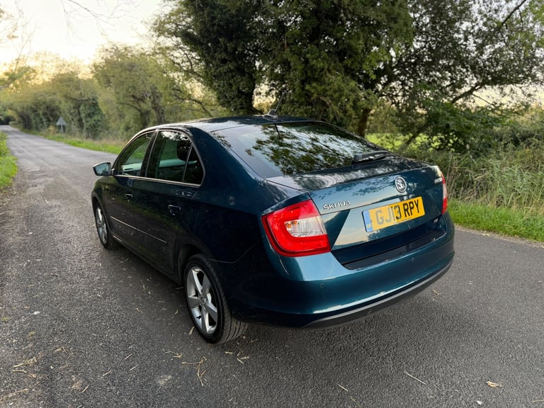 Skoda, RAPID, Hatchback, 2013, Manual, 1598 (cc), 5 doors