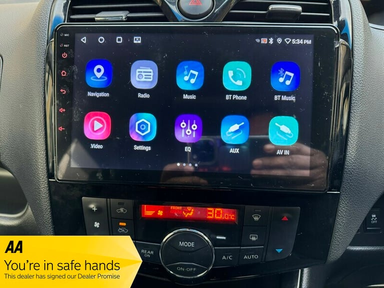 Nissan Serena 2.0 HYBRID AUTO 8 SEAT