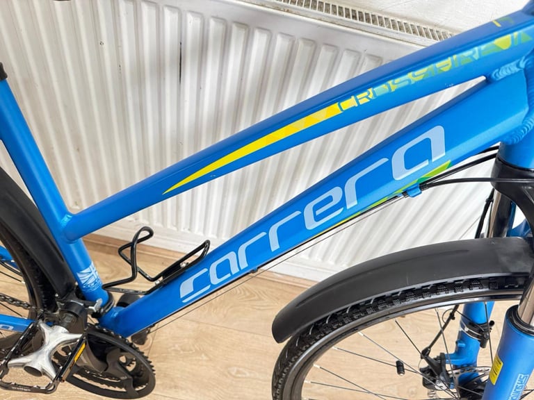 Carerra crossfire 2 hybrid bike in very good condition all fully working 