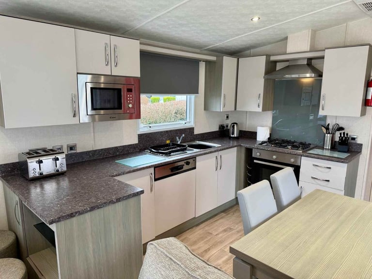 Static caravan for sale at Pentire Coastal Holiday Park, Bude, Cornwall Victory Westpark EX23 9HP