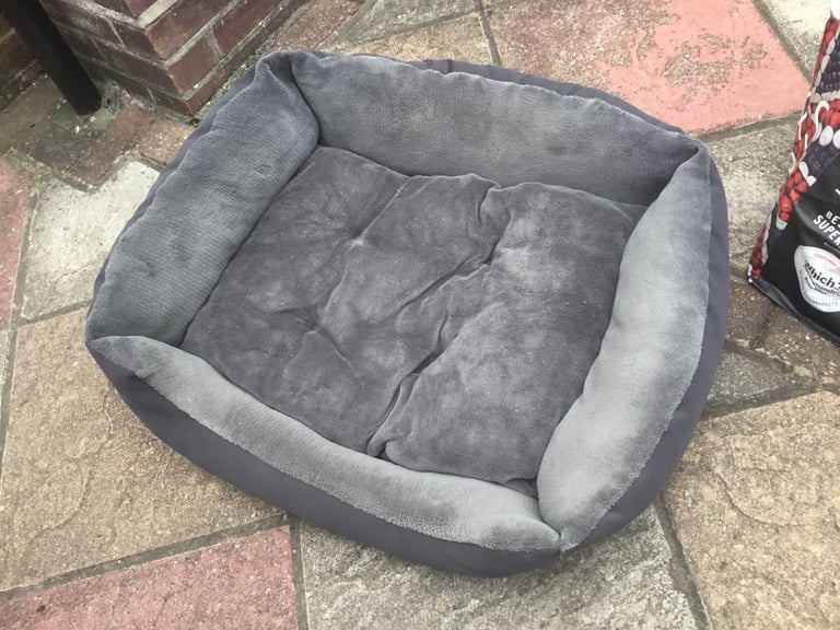 image for Dog beds bowls toys