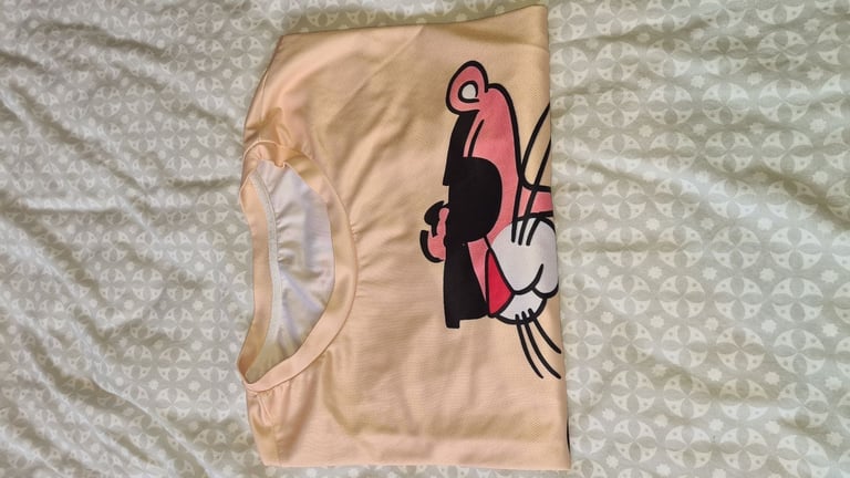 Pink Panther 6xl t shirt in excellent condition ultra cool. 1st 2c will buy