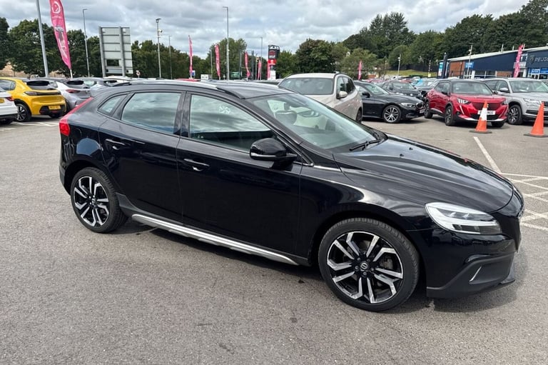 2019 19 VOLVO V40 CROSS COUNTRY 1.5 T3 GPF PRO HATCHBACK 5DR PETROL AUTO EURO 6 
