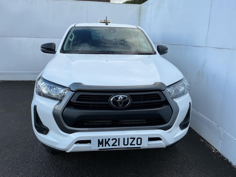 2021 Toyota Hilux 2.4 D-4D Active 4WD Euro 6 (s/s) 4dr PICK UP Diesel Manual