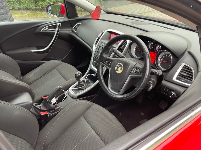 2014 Astra Sri 170 model 95K miles diesel 