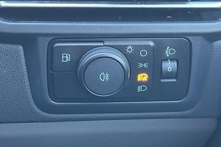 2025 Ford Transit Custom 320 Limited AUTO L2 LWB PHEV Double Cab In Van Petrol FWD 2.5 232ps, HEA...