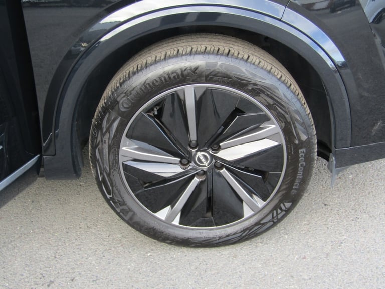 2024 Nissan Qashqai 1.3 DiG-T MH Tekna 5dr Hatchback Petrol Manual