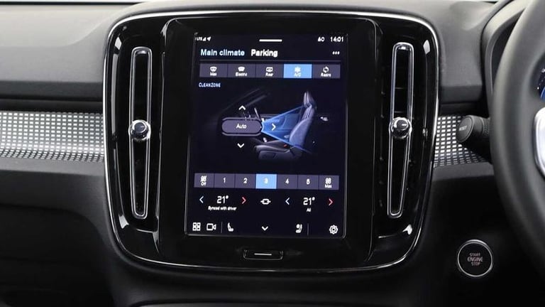 2025 Volvo XC40 Black Edition Ultra B3 Mild hybrid Petrol Automatic SUV Hybrid Automatic