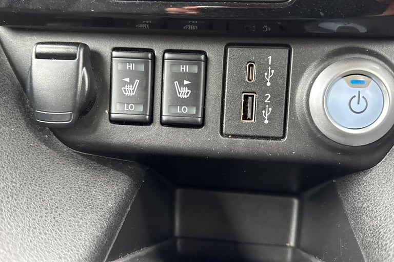 2022 Nissan Leaf 110kW N-Connecta 39kWh 5dr Auto Hatchback Electric Automatic