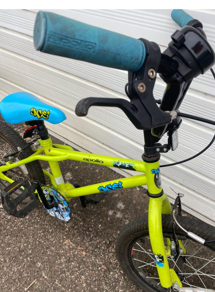 Apollo Ace 16” bmx style kids bike