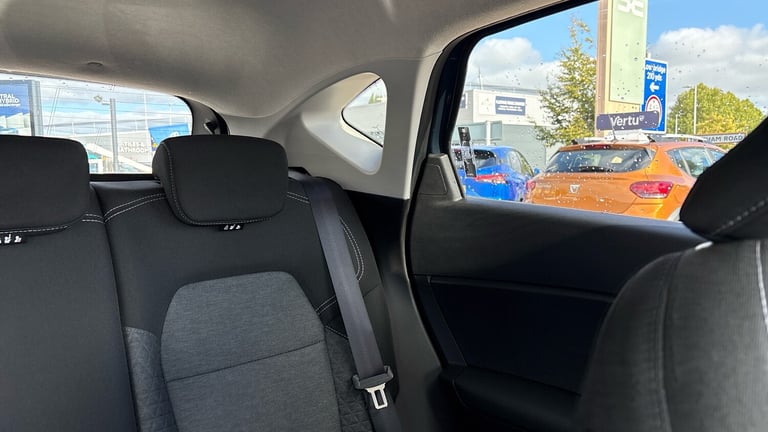2023 Renault Captur 1.6 E-Tech full hybrid 145 Evolution 5dr Auto Hybrid Hatchback Hatchback Hybr...