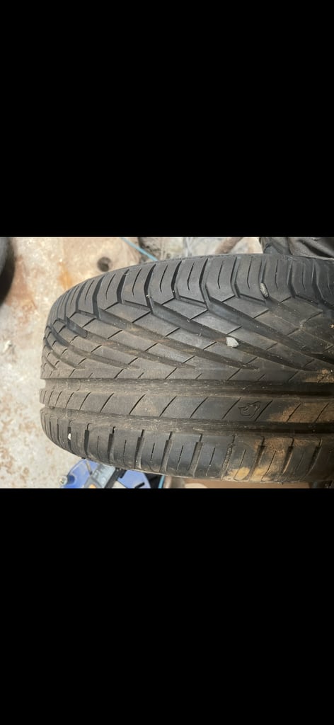 205/45/16 Uniroyal Rainsport 5 ( Pair ) As New 