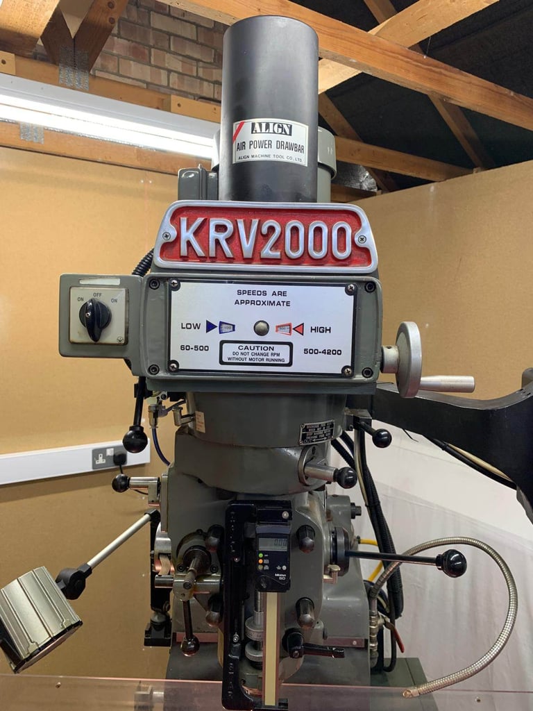 XYZ PRO 2000 CNC 2 AXIS TURRET MILLING MACHINE YEAR 2000 **NO VAT**
