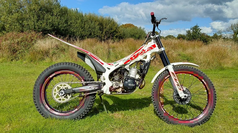 BETA EVO 250 - 2016 MODEL - 2-STROKE - GOOD CONDITION- WELL MAINTAINED 