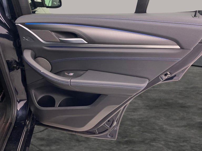 2023 BMW iX3 80kWh M Sport Pro SUV 5dr Electric Auto (286 ps) - PAN ROOF - GESTURE CONTR Suv Elec...