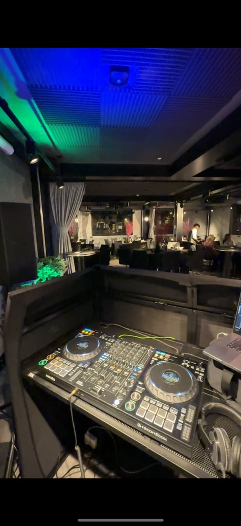 Dj booth foldable full size 
