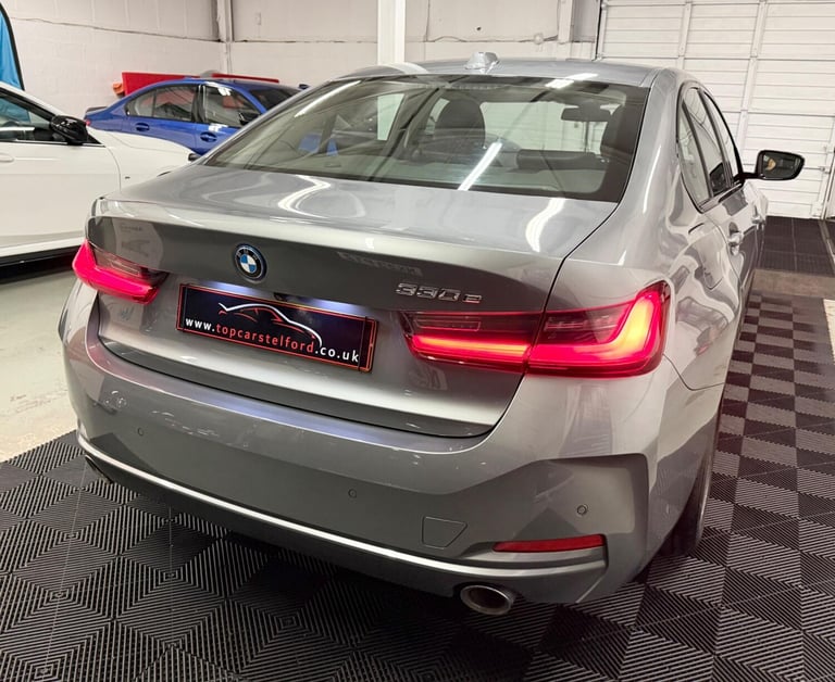 2023 BMW 3 Series 2.0 330e 12kWh Sport Auto Euro 6 (s/s) 4dr SALOON Petrol/Electric Hybrid Automatic