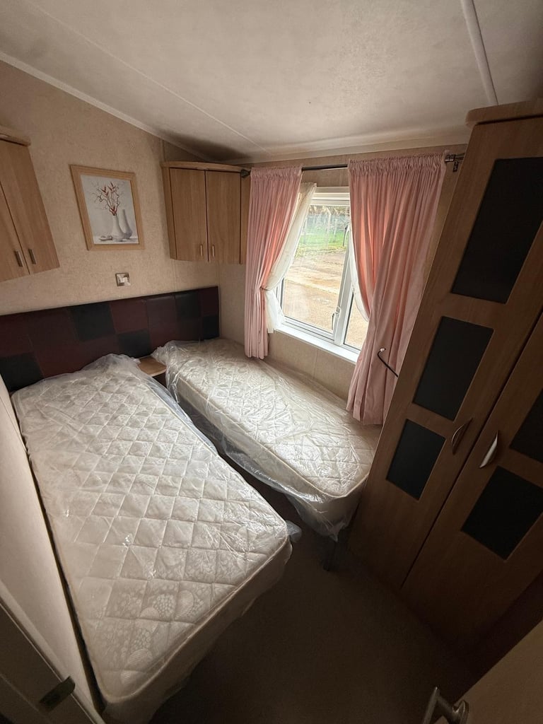 LUXURY 2 BED CARAVAN FOR SALE OFF SITE 41FT X 12.5FT DOUBLE GLAZED & HEATED