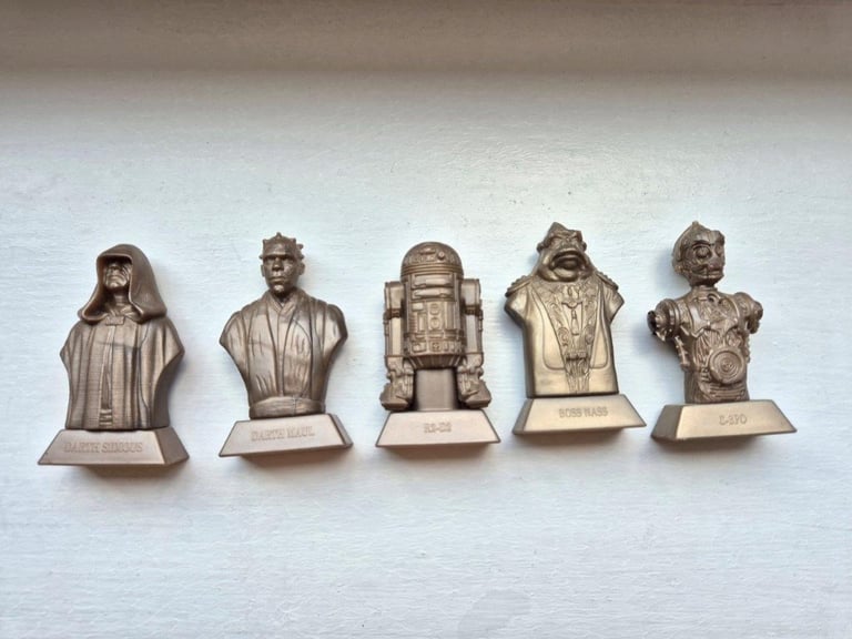 image for Kellogs Star Wars Episode 1, 5 Mini Busts With Hidden Scrolls, Greek Version