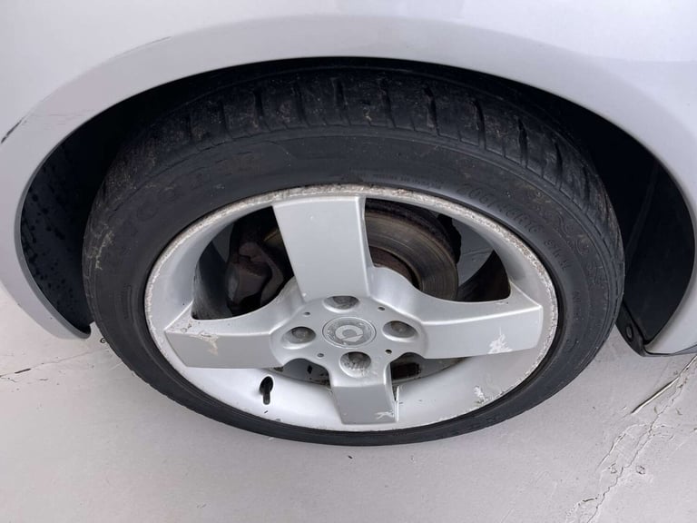 2004 smart forfour 1.5 CDI Passion Hatchback 5dr Diesel Manual (126 g/km, 95 bhp) Hatchback Diese...