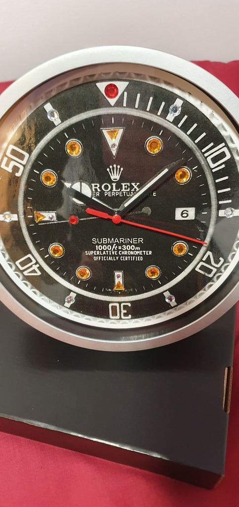 image for Standard 9" wall clock stunning item