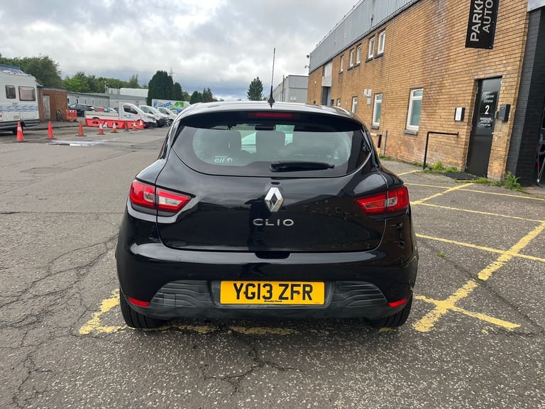 RENAULT CLIO 1.2 PETROL ONLY 75 K AND FSH 