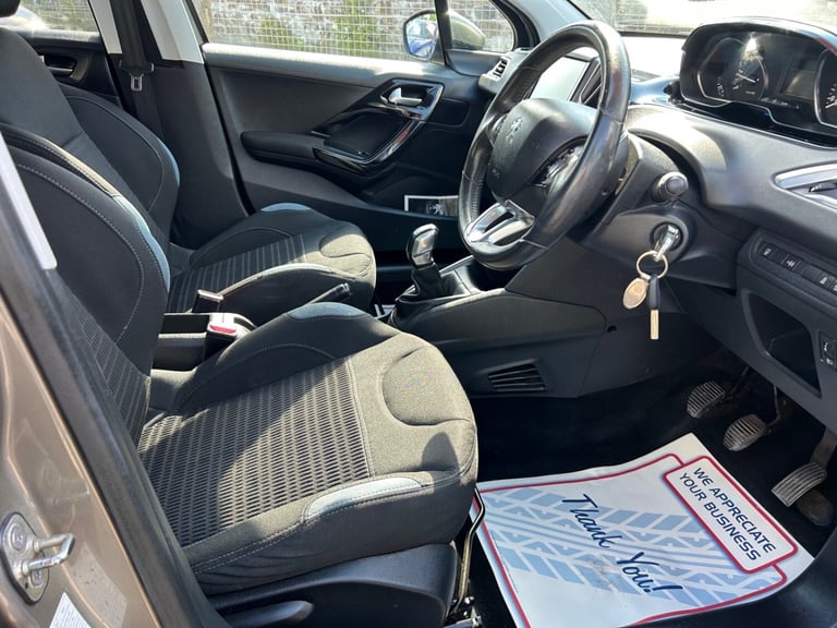 2015 Peugeot 208 1.6 e-HDi Allure 5dr LOW MILEAGE CHEAP ROAD TAX  HATCHBACK Diesel Manual