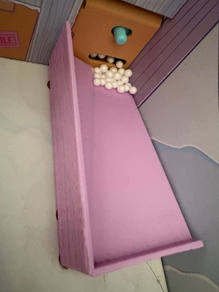 LOL Surprise Winter Disco Chalet Doll's House Bundle with furniture, dolls and accessories