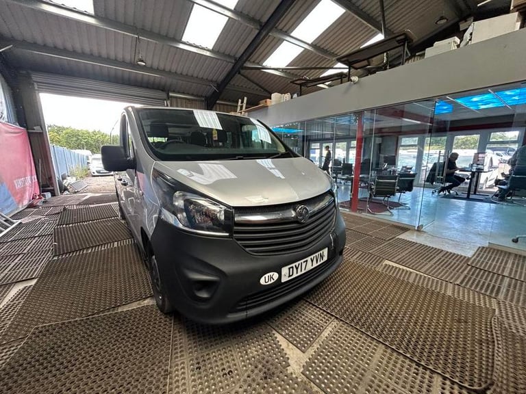 2017 Vauxhall Vivaro Vivaro 2900 Combi CDTi Bi-T S/S Panel Van DIESEL Manual