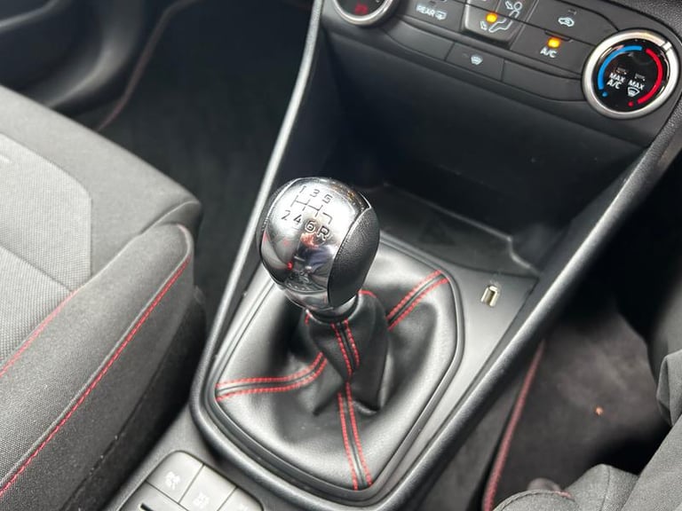 2023 Ford Fiesta 1.0T EcoBoost ST-Line Hatchback 5dr Petrol Manual Euro 6 (s/s) (100 ps) Man Hatc...