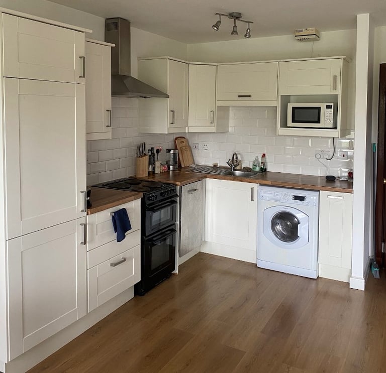 2 bedroom flat in Pitt Street, Bonnington, Edinburgh, EH6 4BU